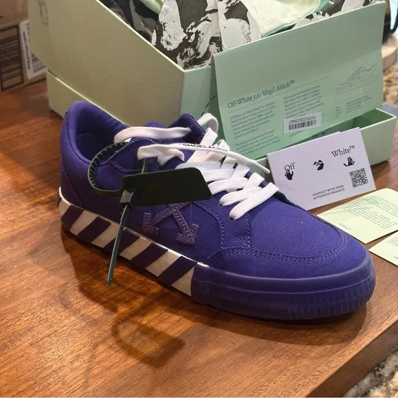Off-White c/o Virgil Abloh Violet/Violet Sneakers Limited - Picture 10 of 12